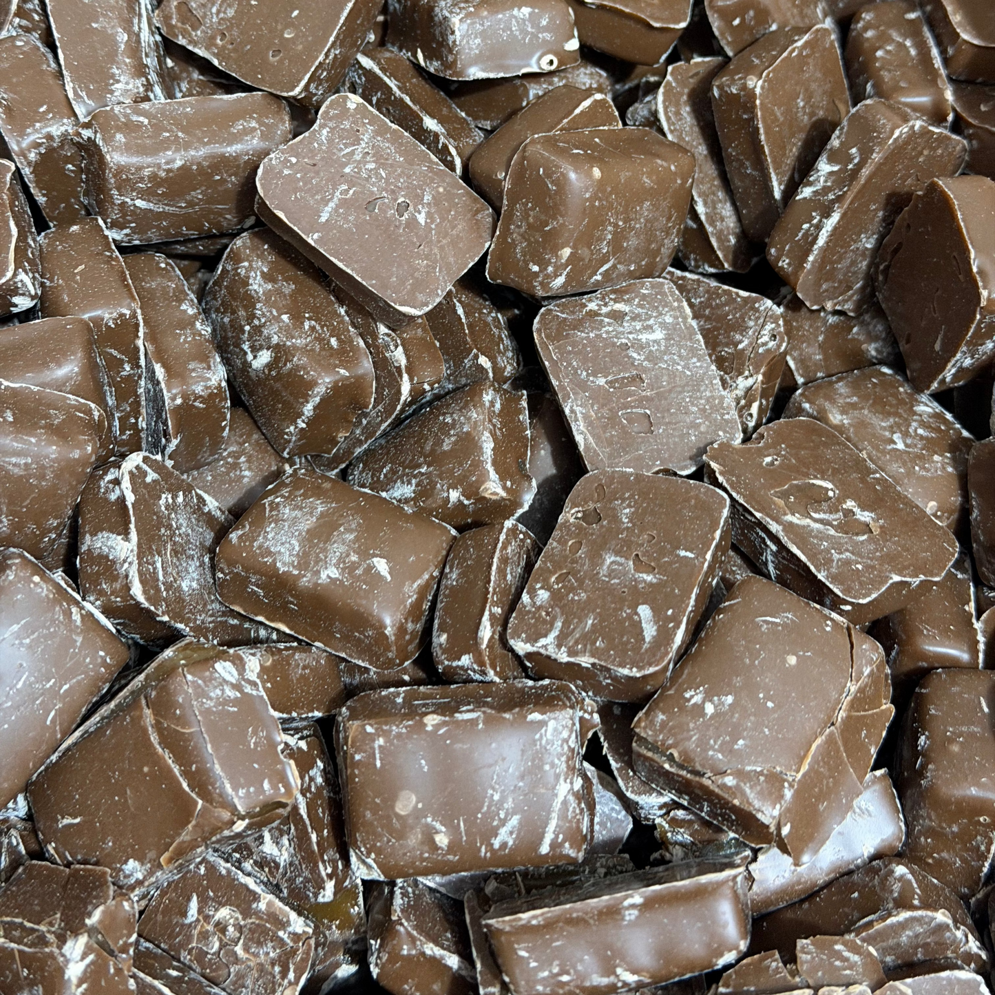 Milk Chocolate Caramel Mates