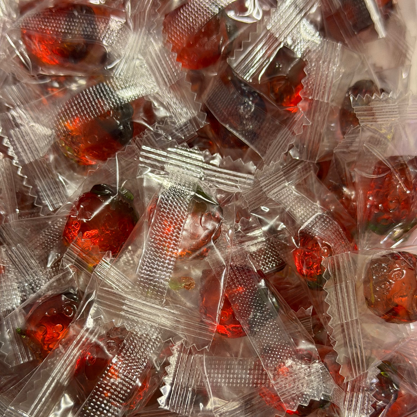 Peelable Gummy Strawberries